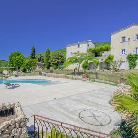Πανσιόν D'hotes, Mas De Louise 3*