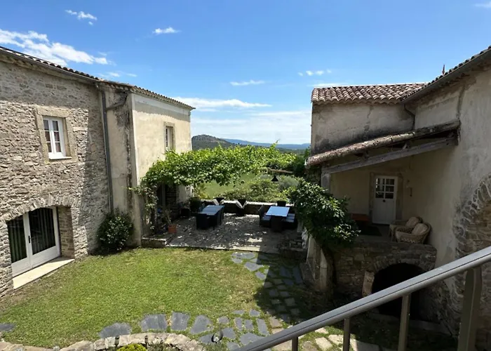 Penzion D'hotes, Mas De Louise Rousson (Gard)